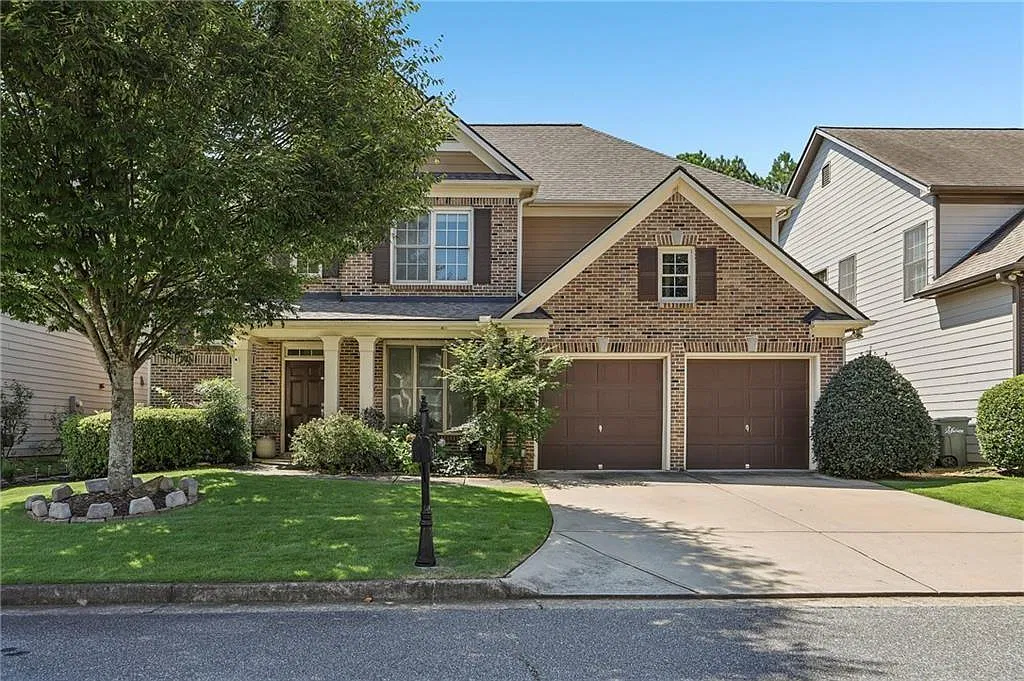 4 bed, 3.0 bath, 2213 sqft, $3,200 — Photo 1