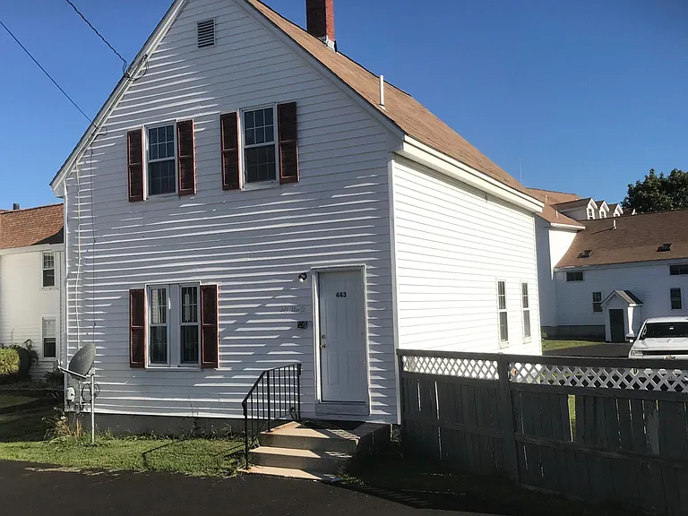 443 Main St — Photo 4
