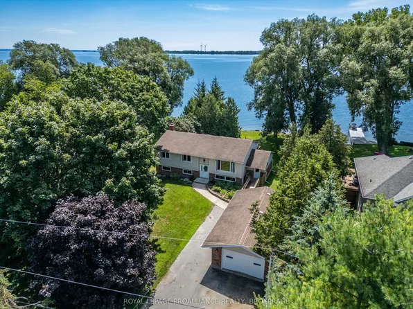 94 Nicholson Point Rd, Loyalist, ON K0H 1G0