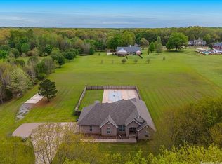133 Ridgefield Dr, Ward, AR 72176