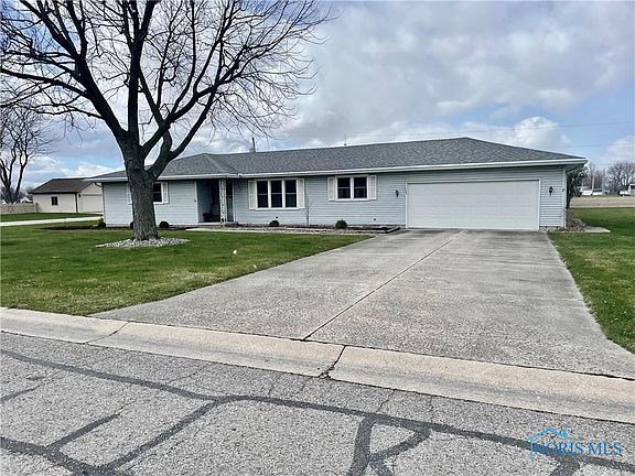 2nd image of 902 Kay Nora Ave