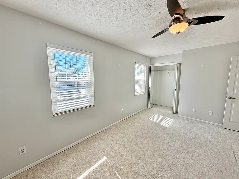 21104 S Lakeview Dr #2 — Photo 6