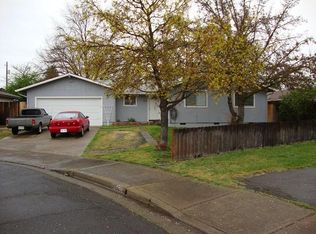 1129 Kelly St, Medford, OR 97501