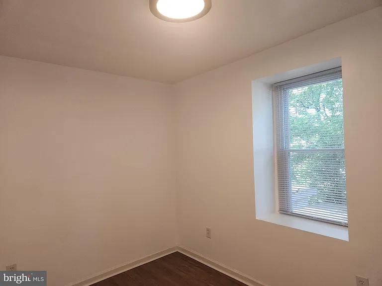 3856 Terrace St — Photo 32