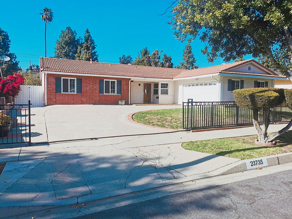 1st image of 23735 Prospect Valley Dr
