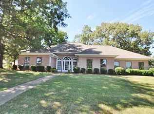 1200 Robin Cv, Tupelo, MS 38801