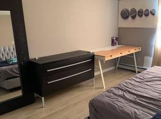 6211 136th St, Flushing, NY 11367