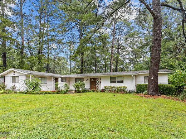 5268 Wayneland Dr, Jackson, MS 39211