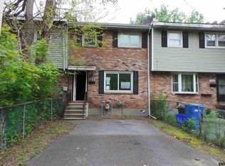 750 Old South Pearl St, Albany, NY 12202