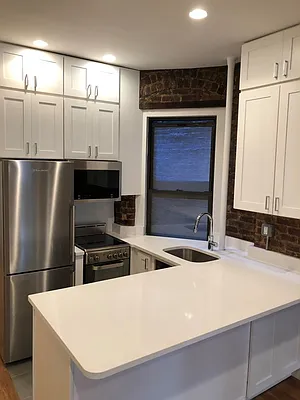 Rented by Sky Management | media 36