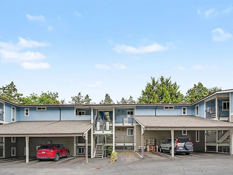 7573 Old Redmond Rd #7 — Photo 2