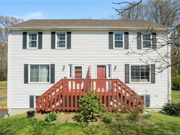 5 Oak Hill Drive #B, Clinton, CT 06413