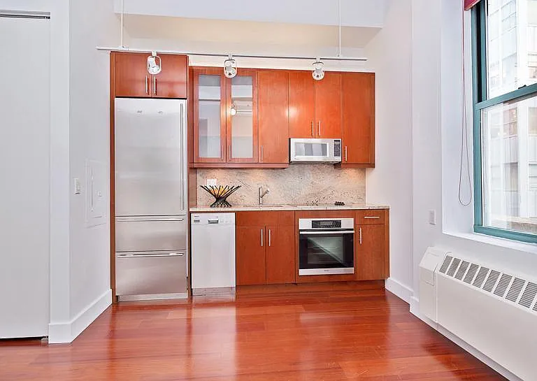 80 John St #15D — Photo 4