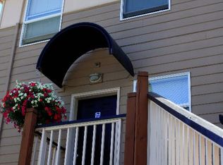 212 NW Uptown Ter APT 3A, Portland, OR 97210