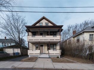 33 Glenwood Ave, Pawtucket, RI 02860