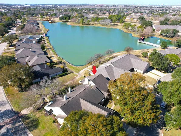 3011 Flower Field Ln, Pearland, TX 77584