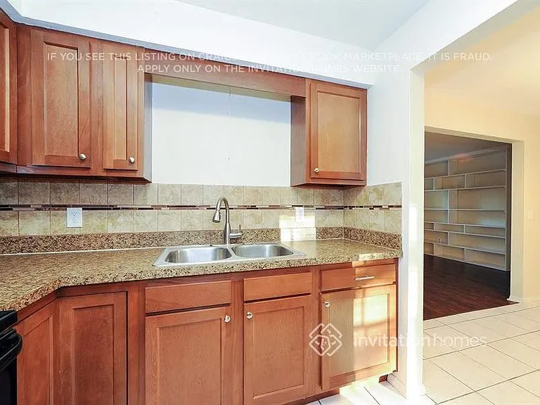 3012 E Waters Ave — Photo 5