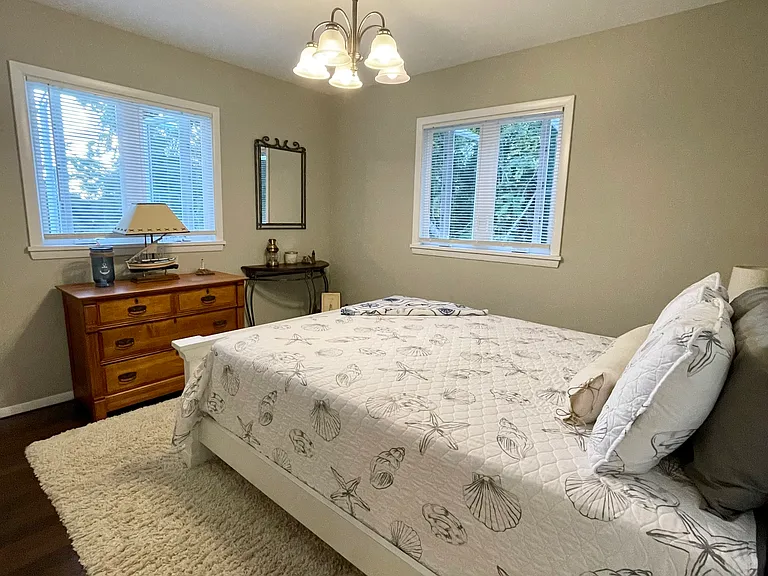 6 Community Dr — Photo 23