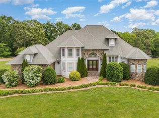 2250 Bethel Church Rd, Pleasant Garden, NC 27313