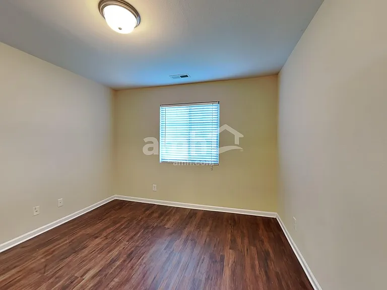 107 Oak Knoll Dr — Photo 18