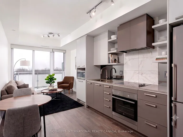 1830 Bloor St W #716 — Photo 1