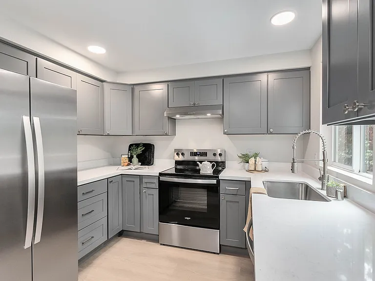 TE1416 — Photo 19