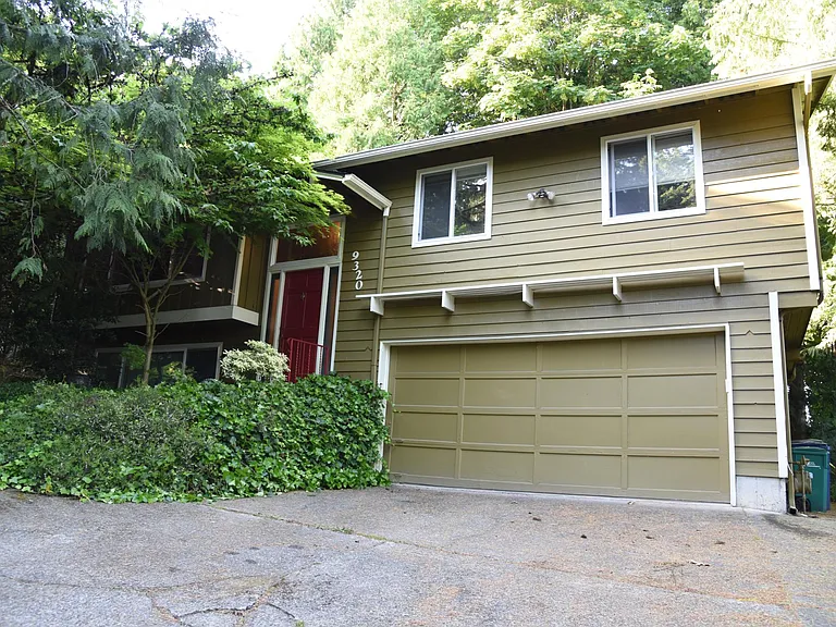 9320 NE 135th Ln — Photo 1