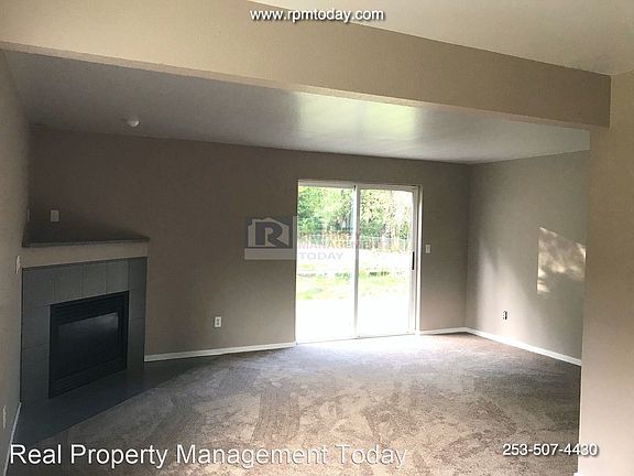 4th image of 9612 62nd Avenue Ct E