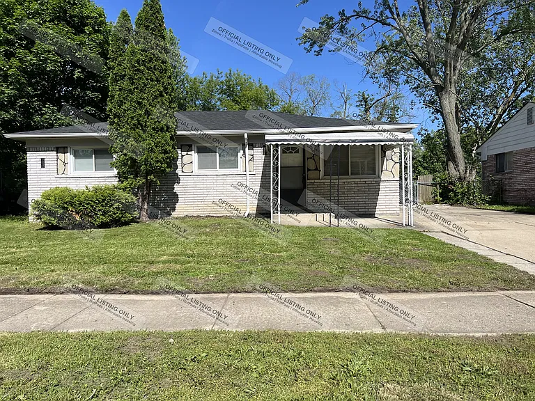 15689 Kerstyn St — Photo 2