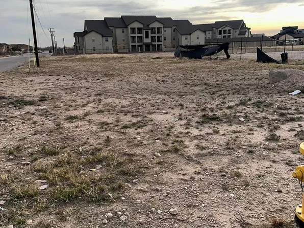 1905 S Lamesa Rd, Midland, TX 79701