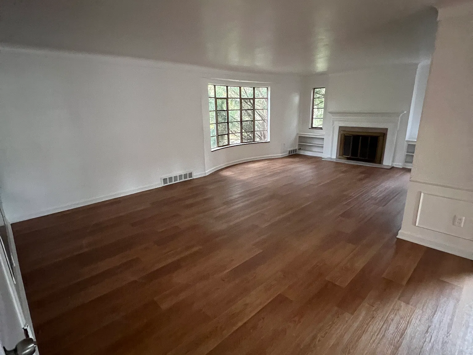 2 bed, 1900 sqft, $1,200 — Photo 4