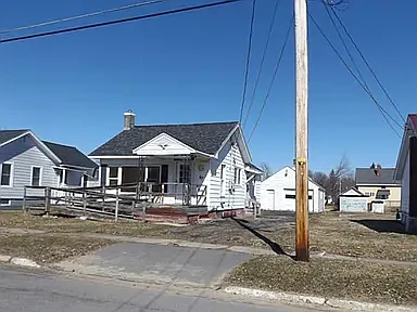 5 bed, 984 sqft, $1,000 — Photo 2