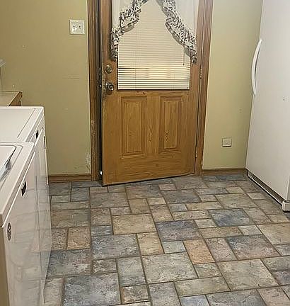 3rd image of 8269 Fm 2149 E