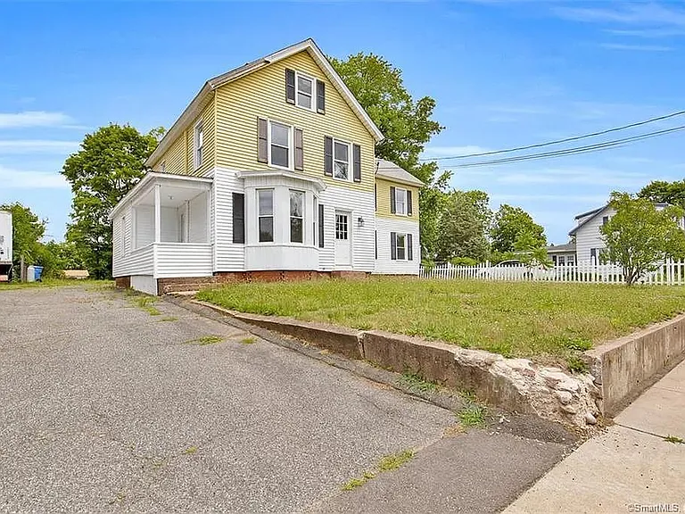 51 Mill St #51 MILL ST — Photo 2