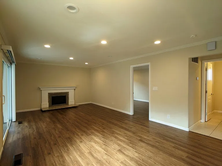 1032 Cassia Way — Photo 13