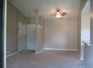 1724 Brookdale Rd APT 12, Naperville, IL 60563