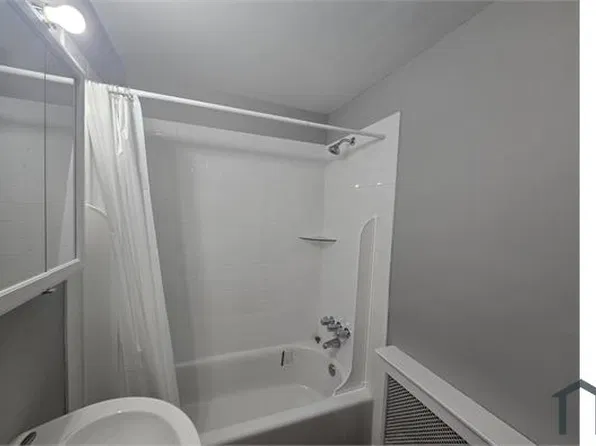 7504 Greenhill Rd Floor 1, Philadelphia, PA 19151