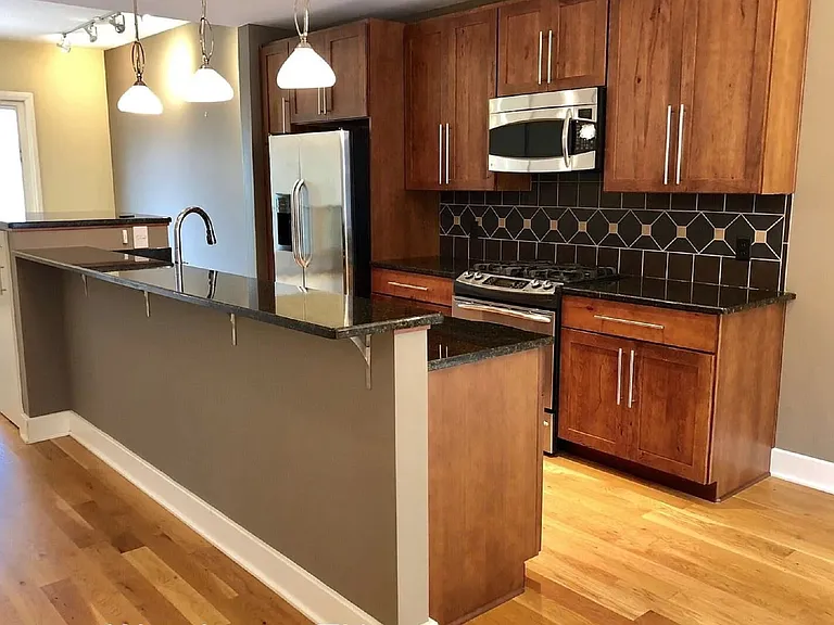 302 Van Buren St — Photo 2