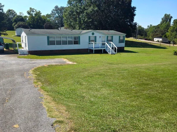 568 Quail Creek Rd, Inman, SC 29349