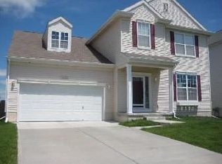 19260 Holmes St, Omaha, NE 68135