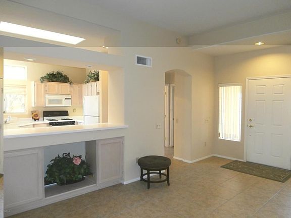 3rd image of 16137 W Heritage Dr