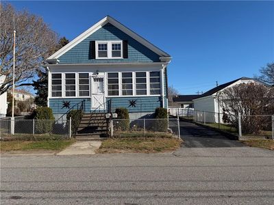 22 Magnolia St, Bristol, RI, 02809