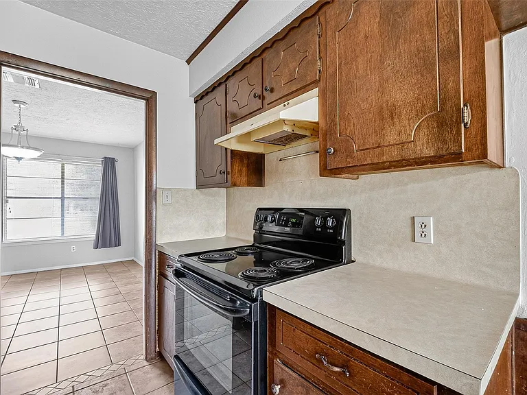 3602 Cedarcrest Dr — Photo 7