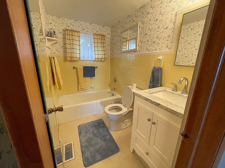 Main floor bathroom