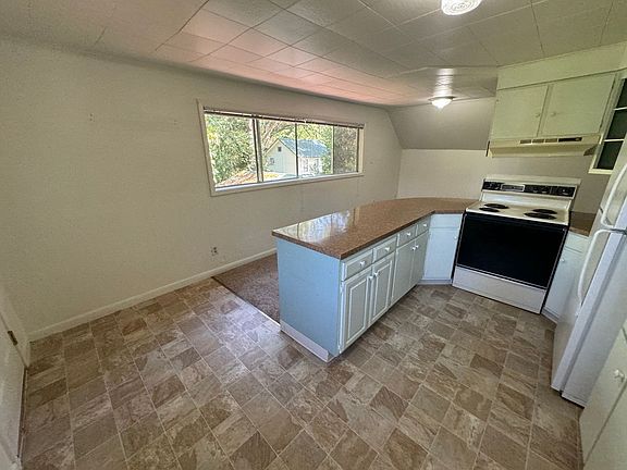 4th image of 144-146 19th St SE