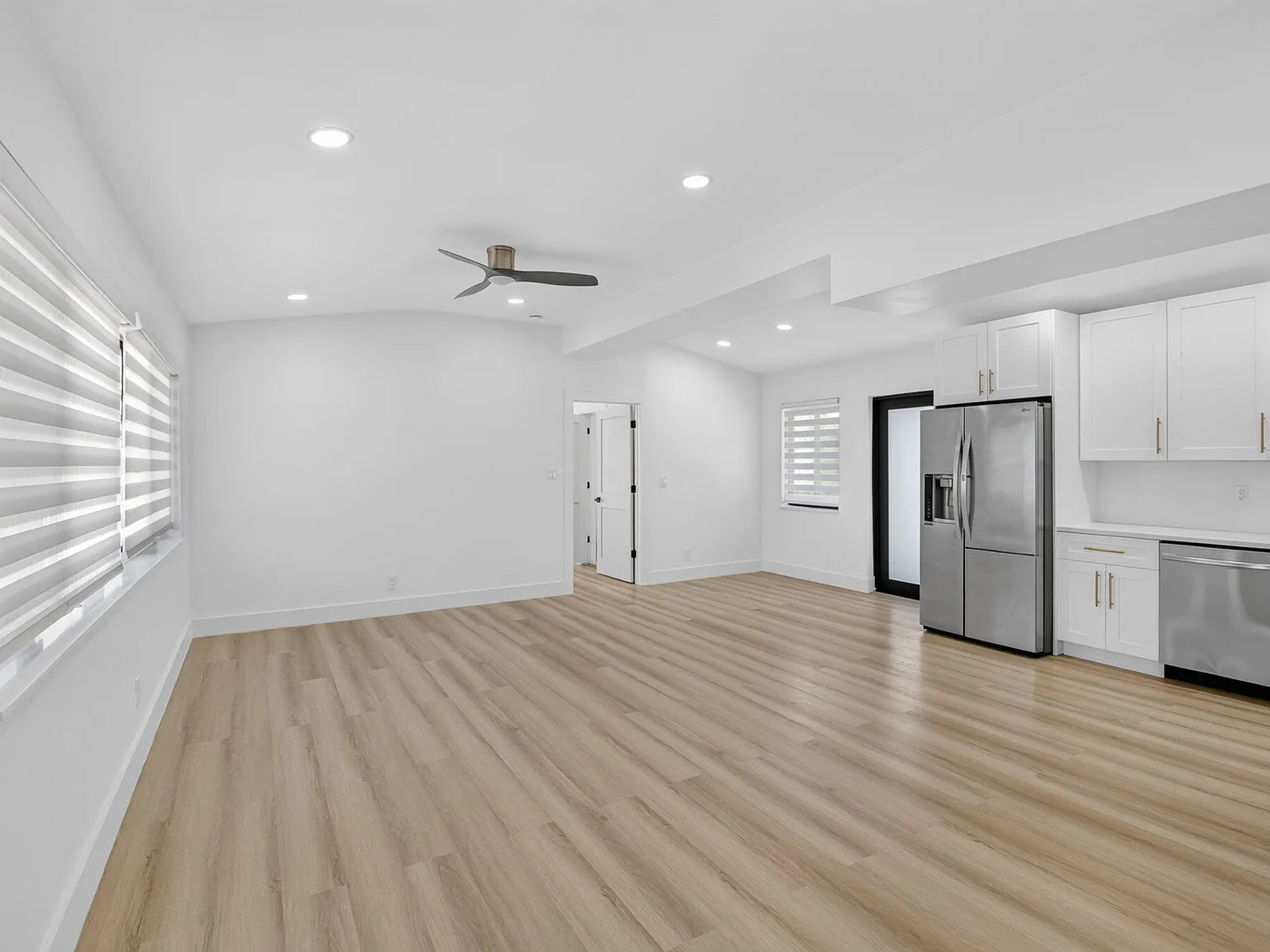 5 bed, 3.0 bath, 1606 sqft, $7,500 — Photo 4