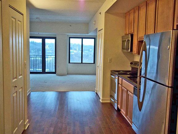 3rd image of 111 N Ashley St Suite 613