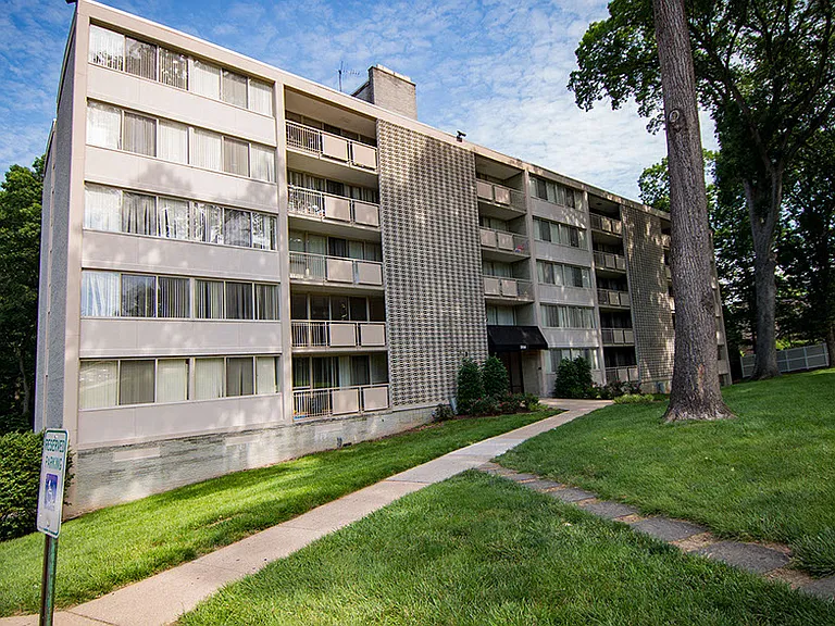 Heritage Park Apartments Building 2
