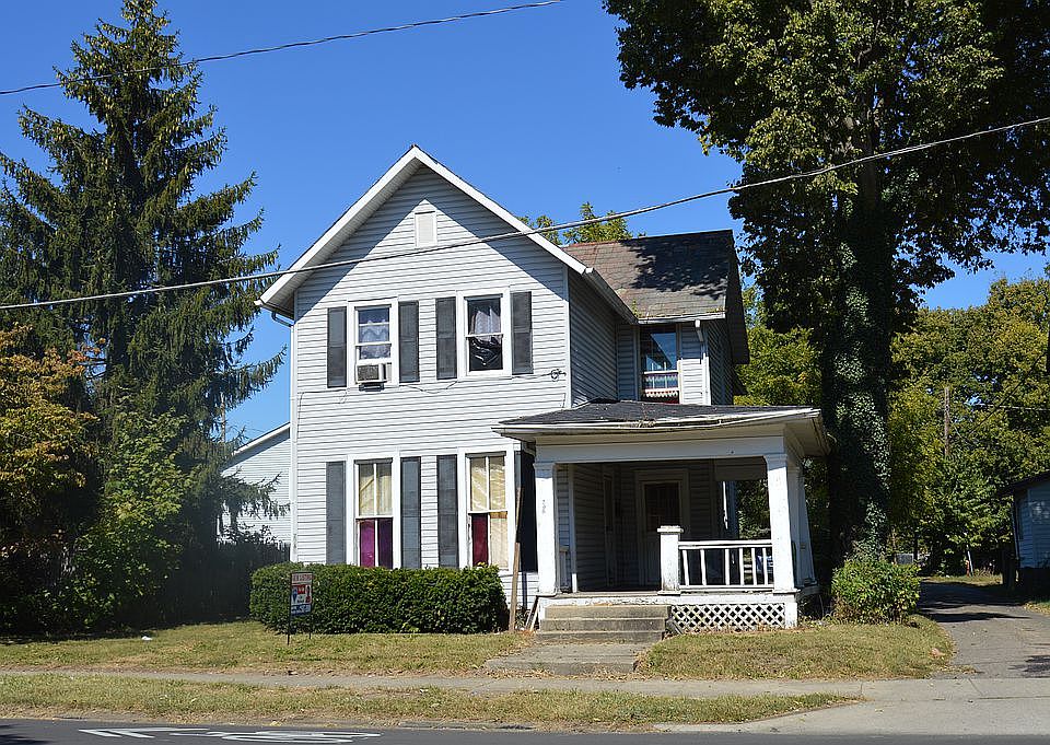 1st image of 296 W Church St