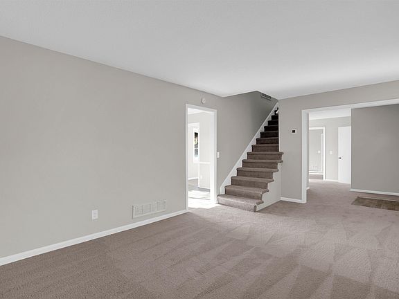 5th image of 2620 Pleasant Ridge Dr